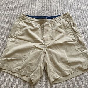 Mens Birddogs athletic shorts